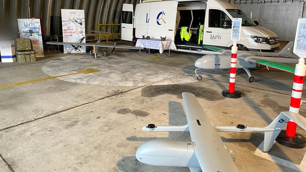 Lapis VTOL Sistemleri — SABİT KANAT · DİKEY KALKIŞ